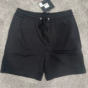 Moose Knuckles Clyde shorts NWT